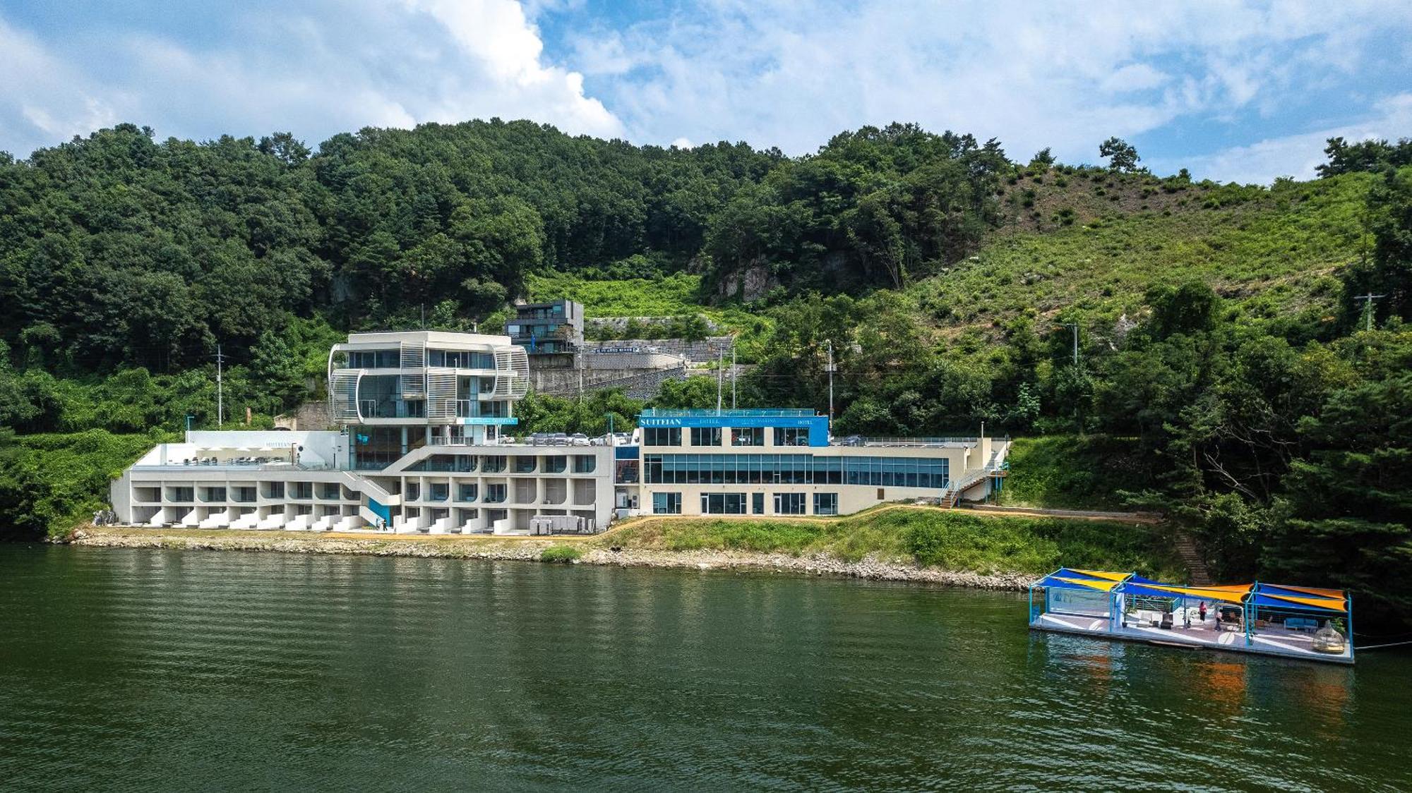 Gapyeong Suiteian Hotel&Resort Exterior foto